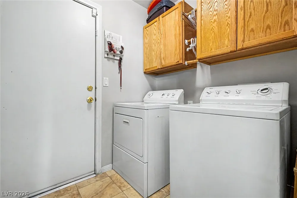 7632 Twisted Pine Avenue Las Vegas, NV 89131
