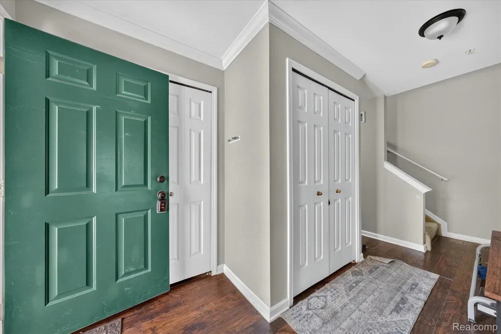 531 Brookfield Drive #81 Westland City, MI 48185