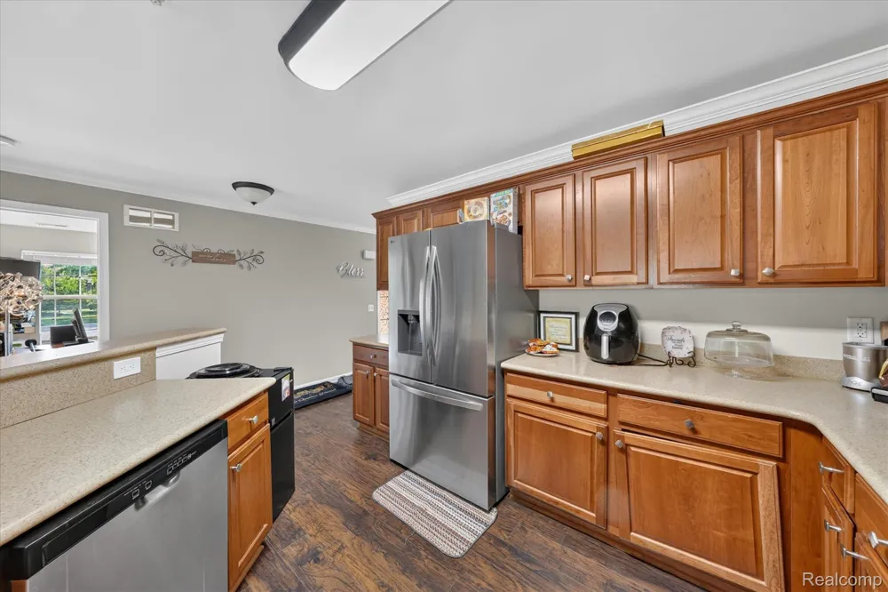 531 Brookfield Drive #81 Westland City, MI 48185