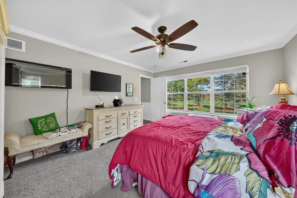 531 Brookfield Drive #81 Westland City, MI 48185