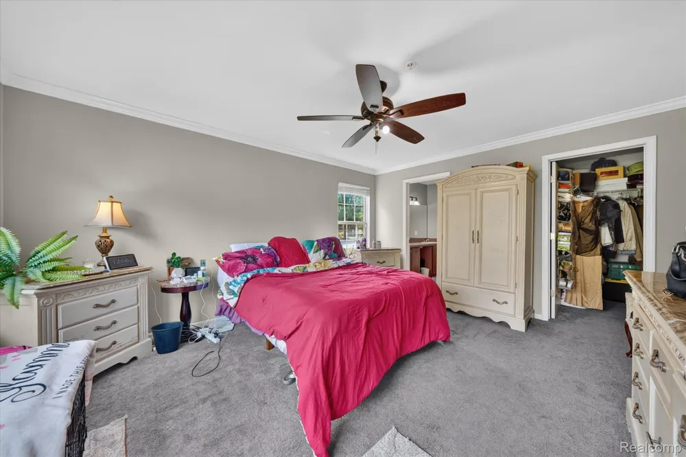 531 Brookfield Drive #81 Westland City, MI 48185