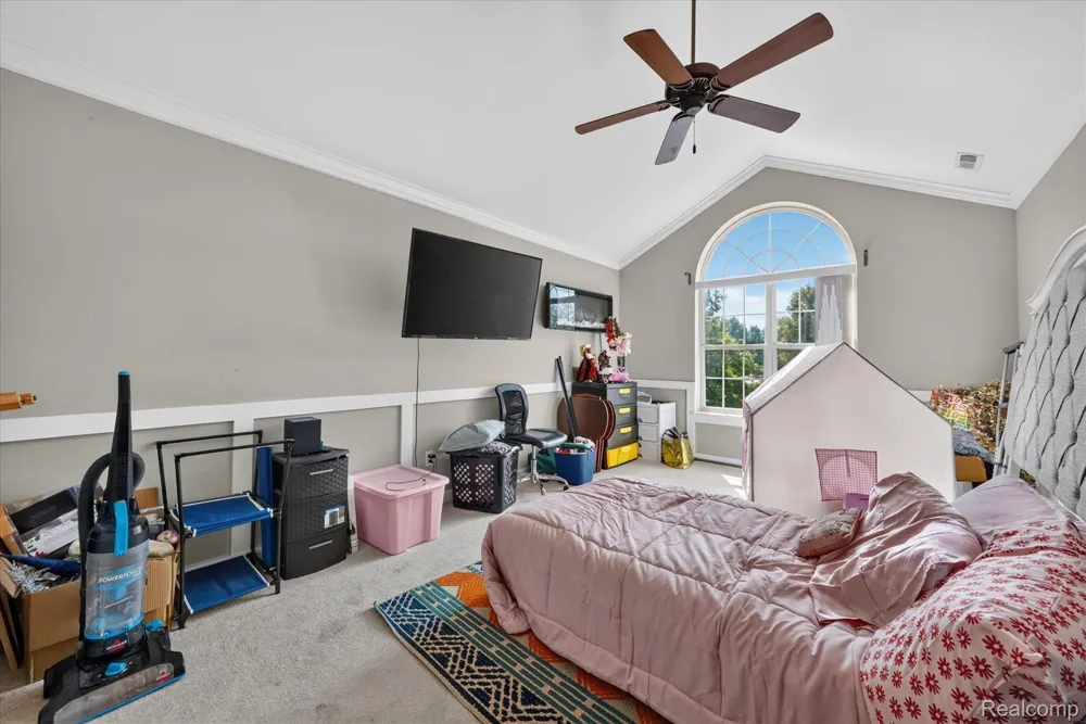 531 Brookfield Drive #81 Westland City, MI 48185