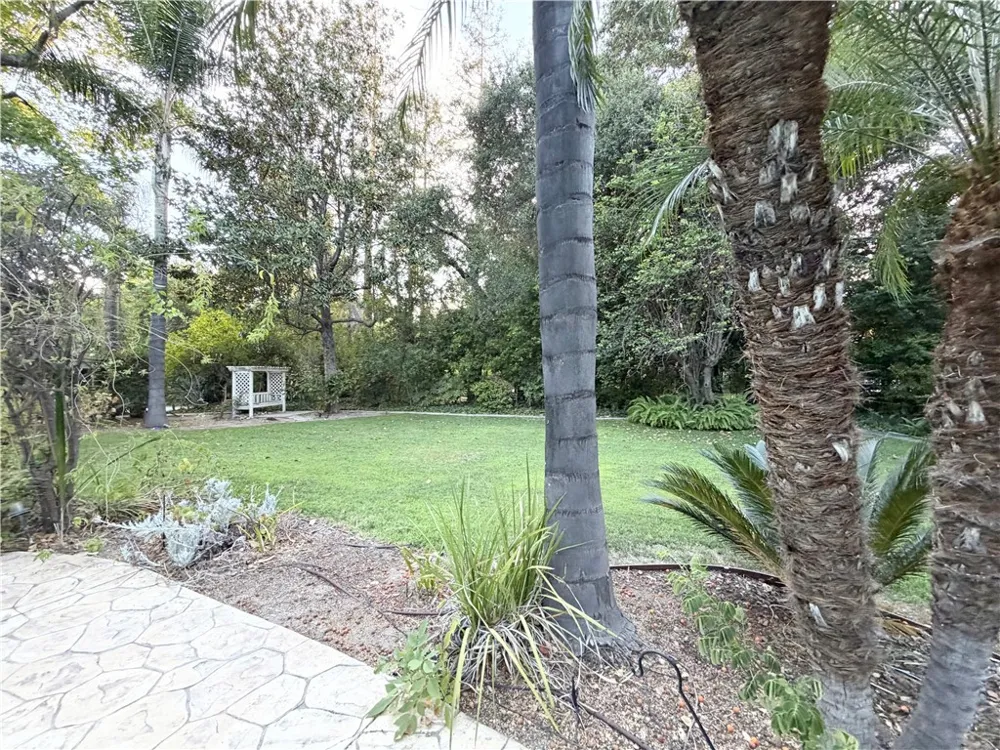 28 W Sycamore Avenue Arcadia, CA 91006