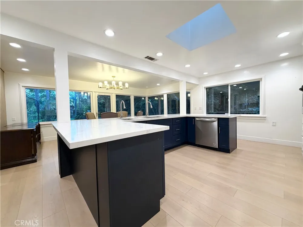 28 W Sycamore Avenue Arcadia, CA 91006