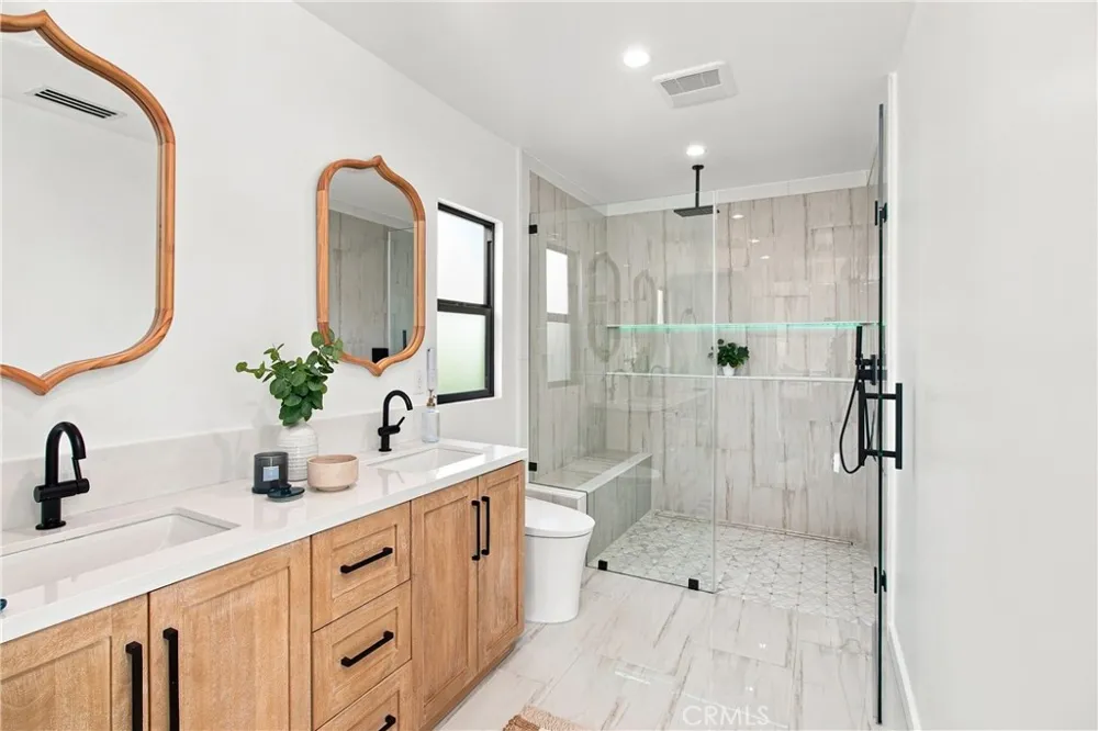 556 Hawthorne Glendale, CA 91204