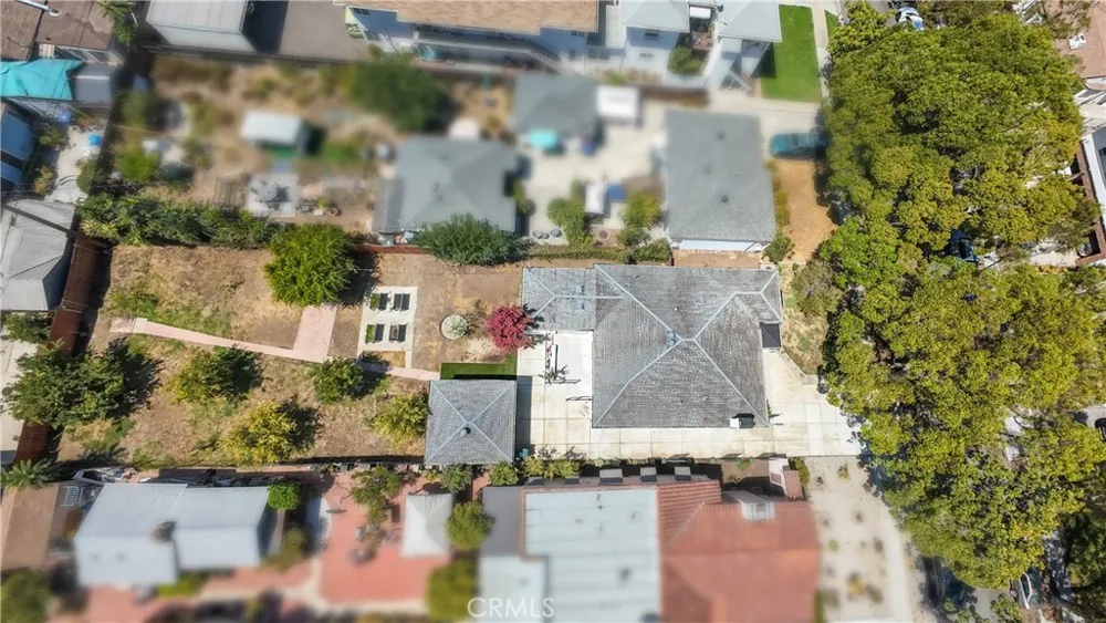 556 Hawthorne Glendale, CA 91204