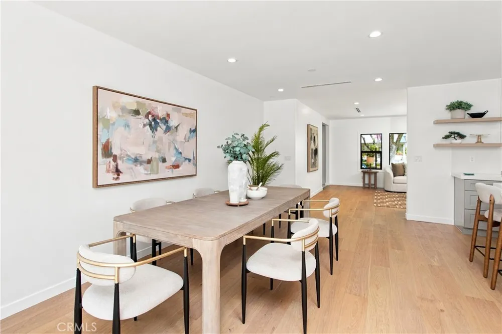 556 Hawthorne Glendale, CA 91204