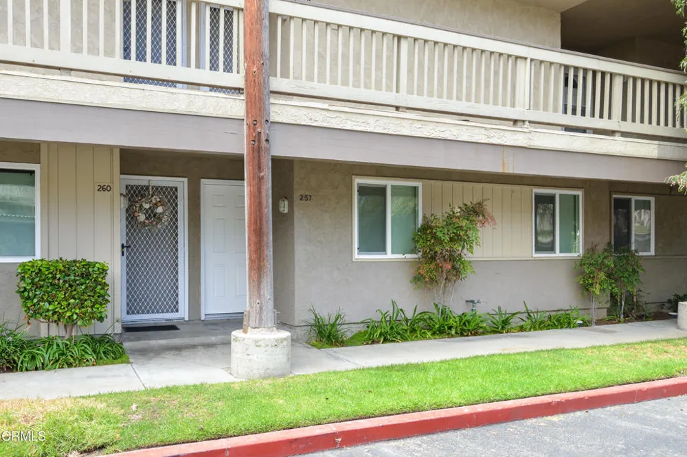 257 E Surfside Drive Port Hueneme, CA 93041