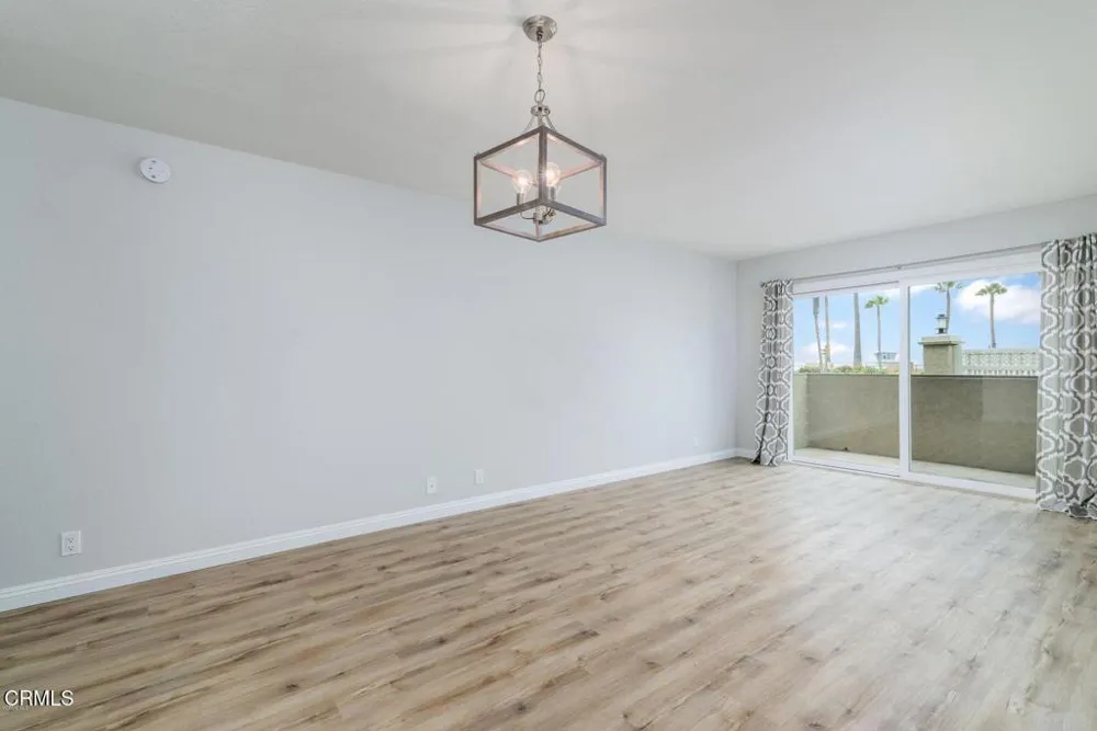 257 E Surfside Drive Port Hueneme, CA 93041