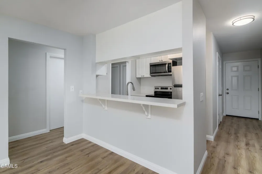 257 E Surfside Drive Port Hueneme, CA 93041