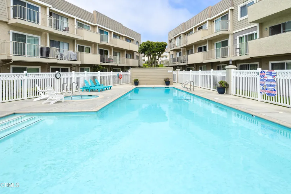 257 E Surfside Drive Port Hueneme, CA 93041