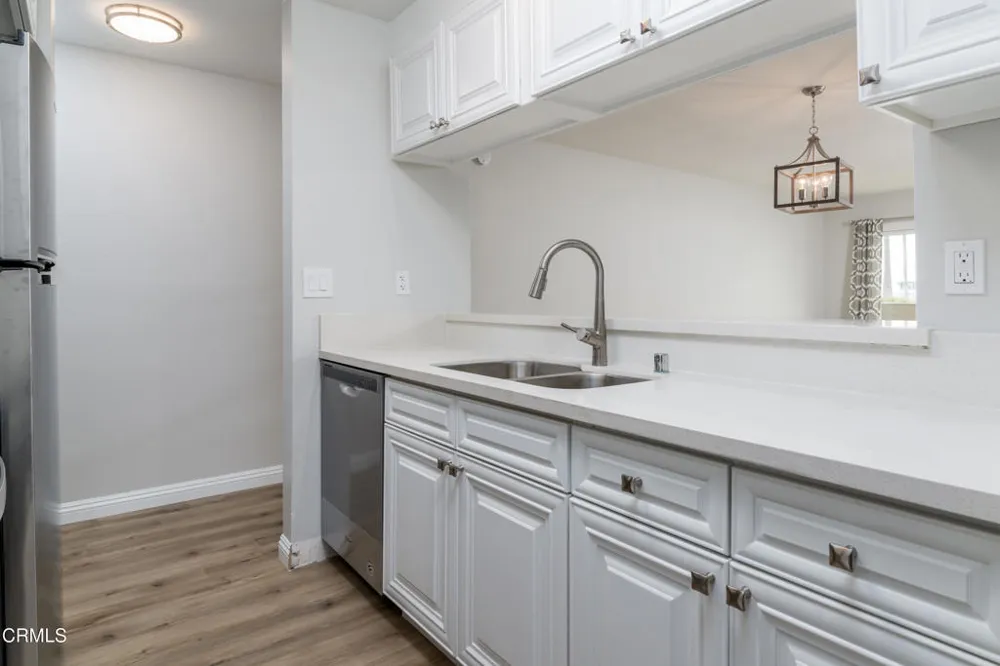 257 E Surfside Drive Port Hueneme, CA 93041