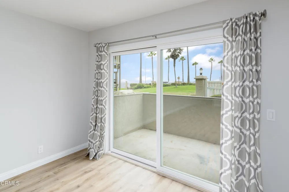257 E Surfside Drive Port Hueneme, CA 93041
