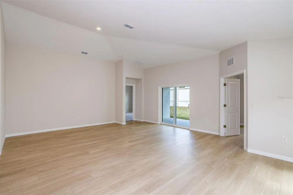 36691 THORNHEDGE DRIVE Zephyrhills, FL 33541