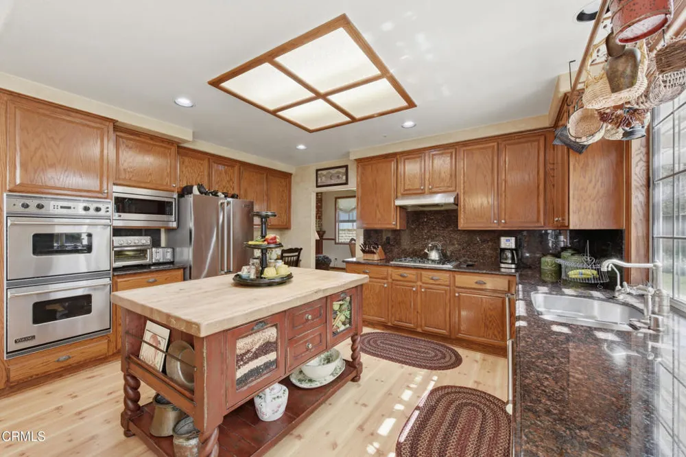 2424 Orion Way Oxnard, CA 93036