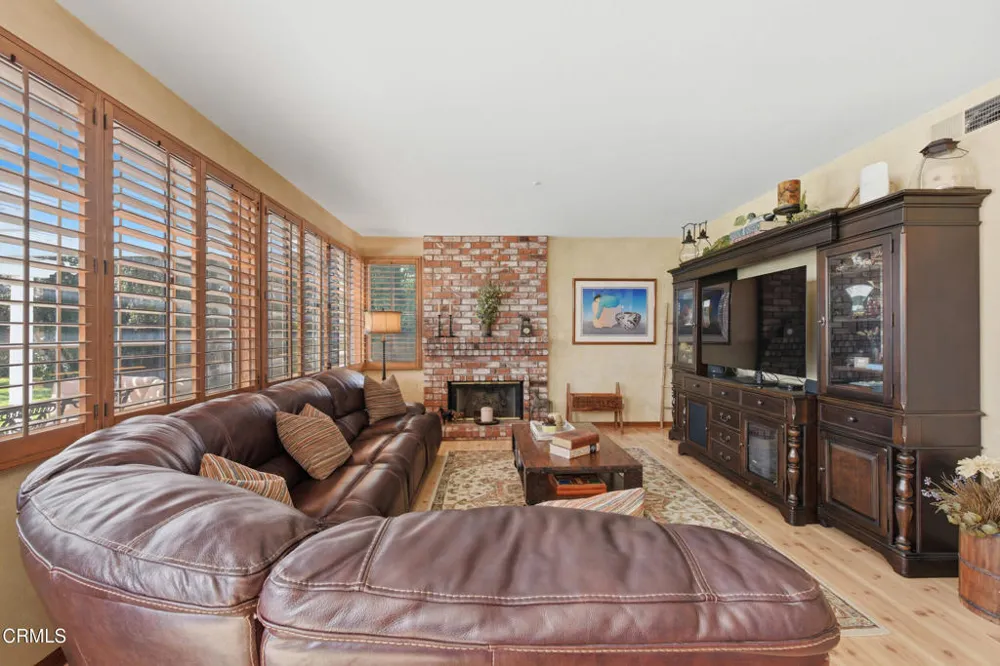 2424 Orion Way Oxnard, CA 93036