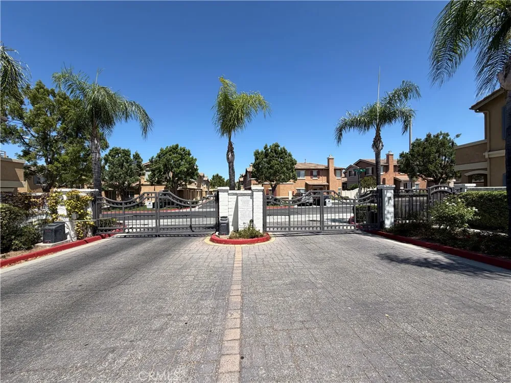 33551 Winston Way #B Temecula, CA 92592