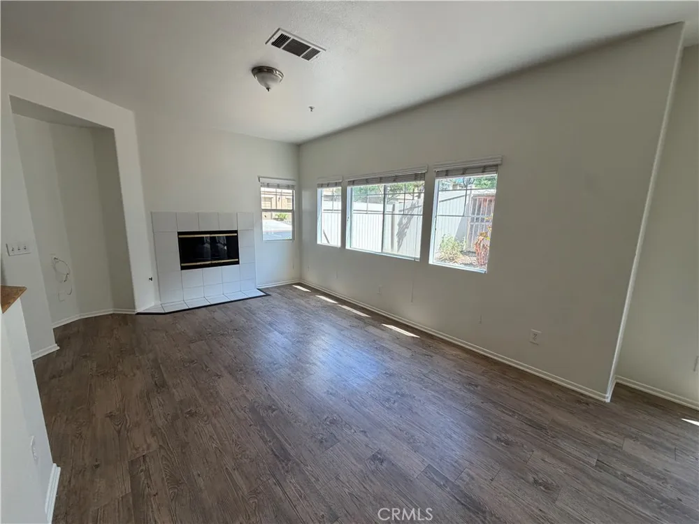 33551 Winston Way #B Temecula, CA 92592