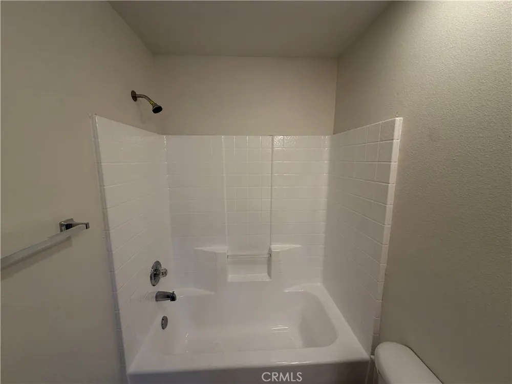 33551 Winston Way #B Temecula, CA 92592
