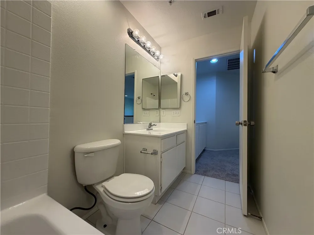 33551 Winston Way #B Temecula, CA 92592