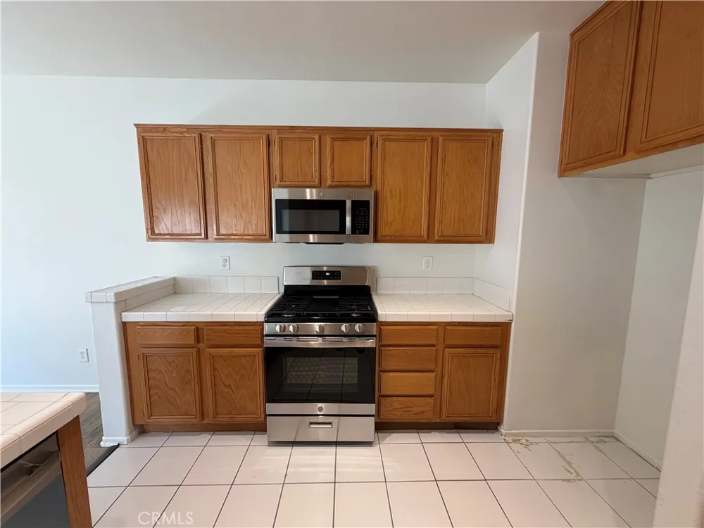 33551 Winston Way #B Temecula, CA 92592