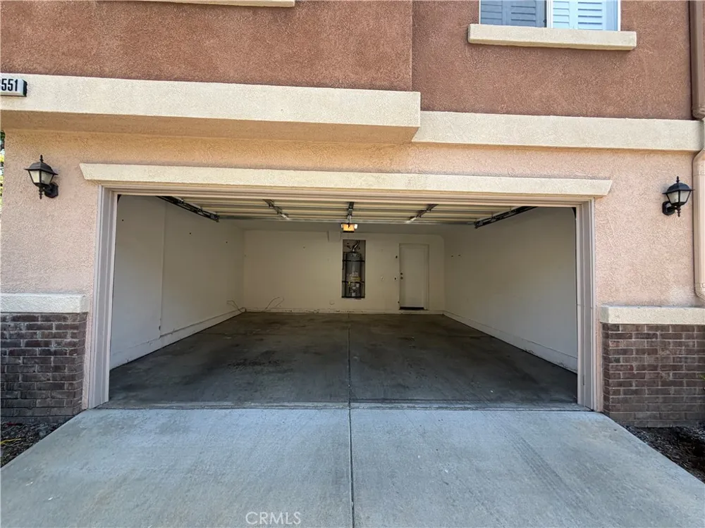 33551 Winston Way #B Temecula, CA 92592