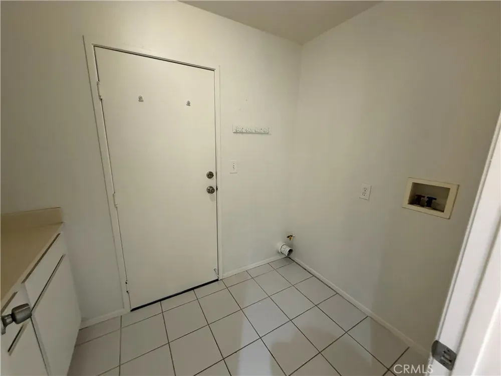 33551 Winston Way #B Temecula, CA 92592