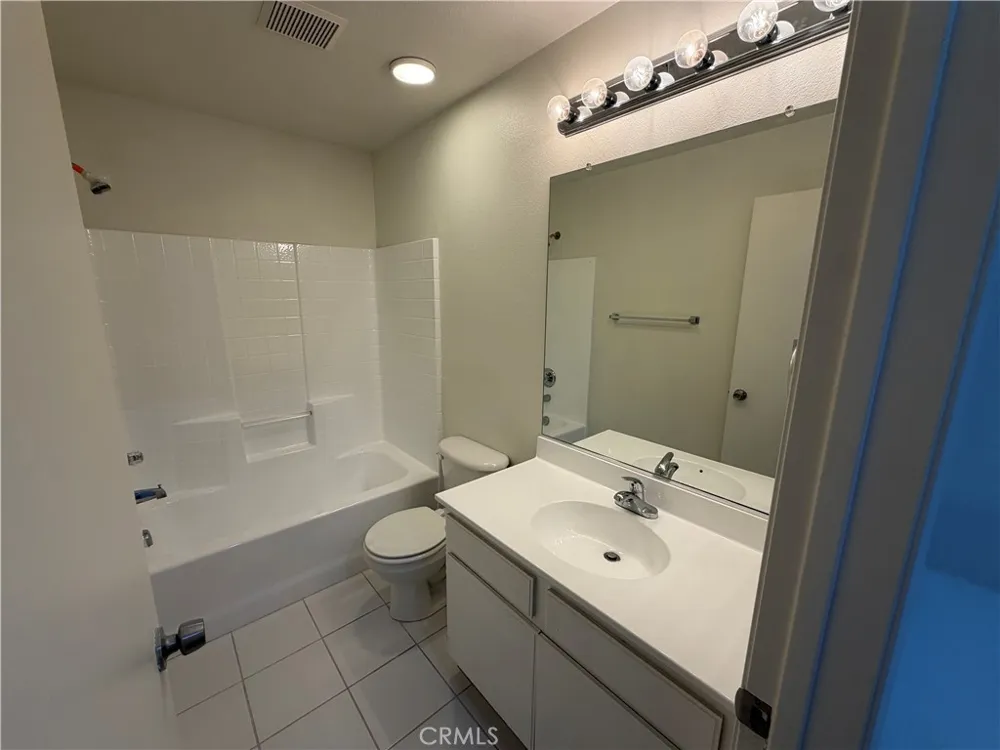 33551 Winston Way #B Temecula, CA 92592