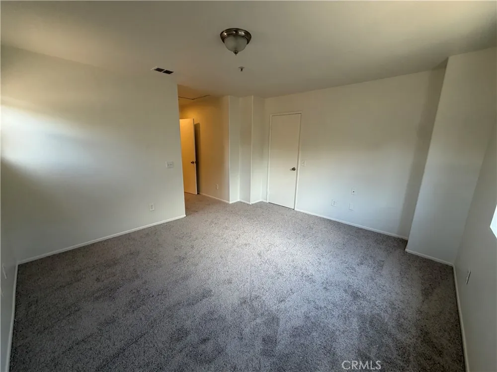 33551 Winston Way #B Temecula, CA 92592
