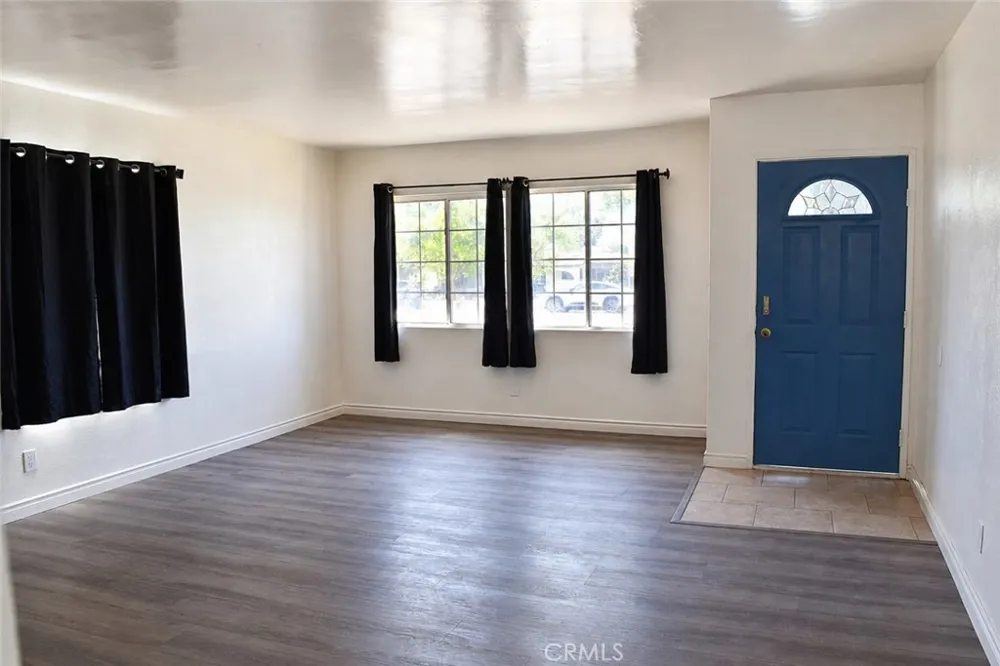 5474 San Bernardino Montclair, CA 91763
