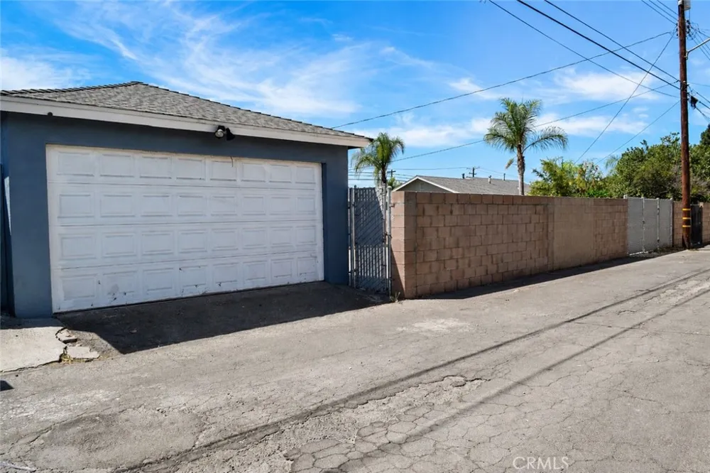 5474 San Bernardino Montclair, CA 91763
