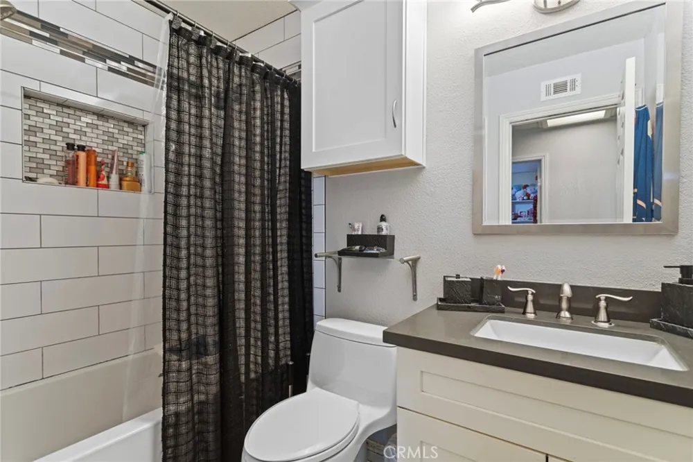 9257 Devon Rancho Cucamonga, CA 91730