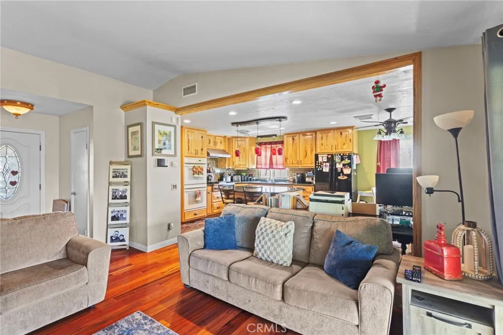 9257 Devon Rancho Cucamonga, CA 91730