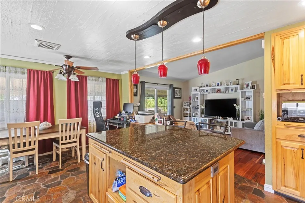 9257 Devon Rancho Cucamonga, CA 91730