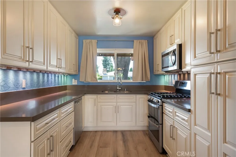 4059 Rupley Riverside, CA 92505