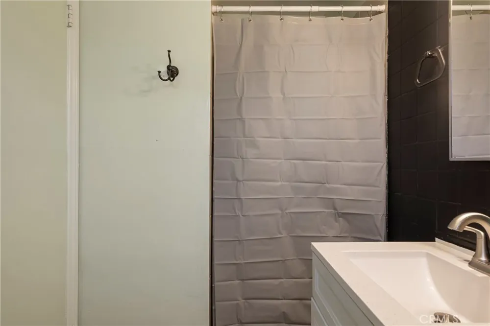 4059 Rupley Riverside, CA 92505