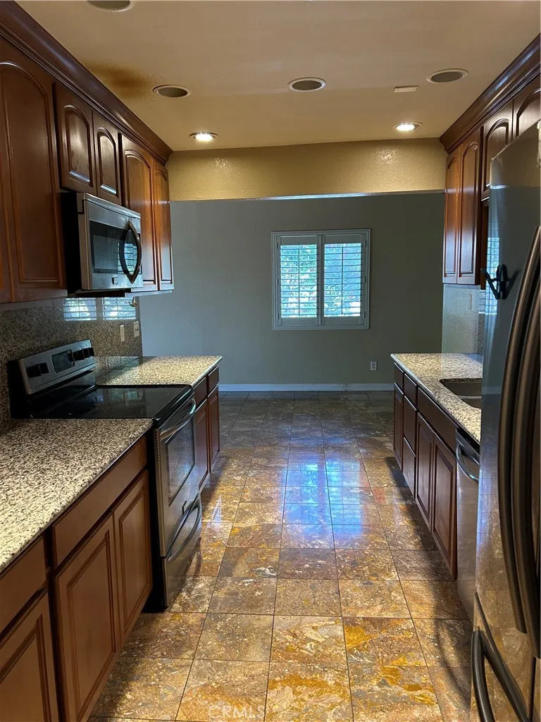 3636 Sumner Pomona, CA 91767