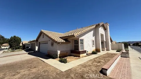 6384 Colonial