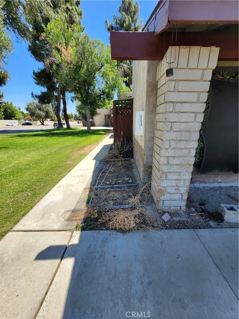 2100 Pinon Springs Circle #A Bakersfield, CA 93309