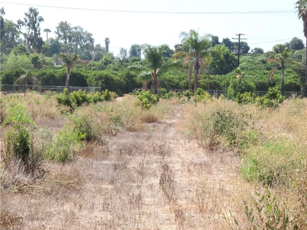 2523 Jefferson Street Riverside, CA 92504