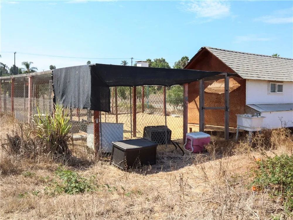 2523 Jefferson Street Riverside, CA 92504