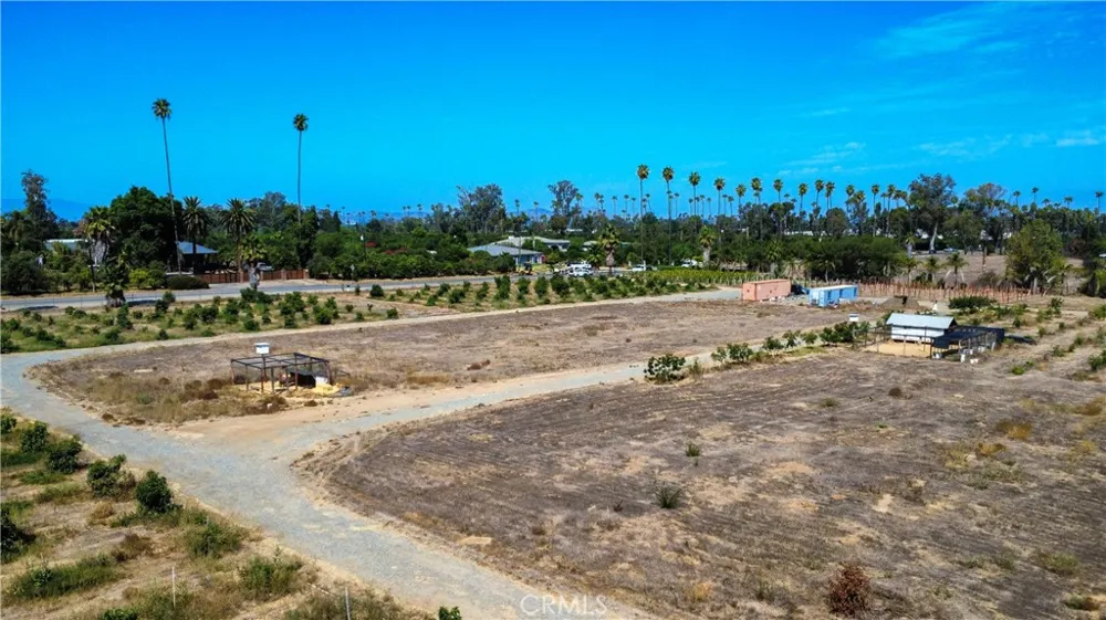 2523 Jefferson Street Riverside, CA 92504