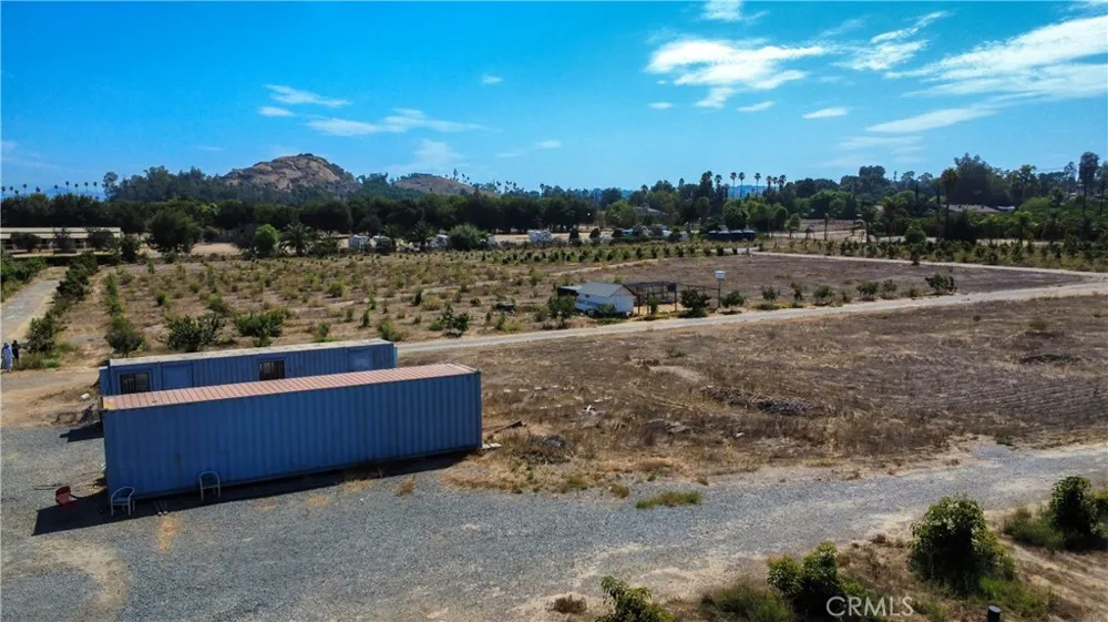 2523 Jefferson Street Riverside, CA 92504