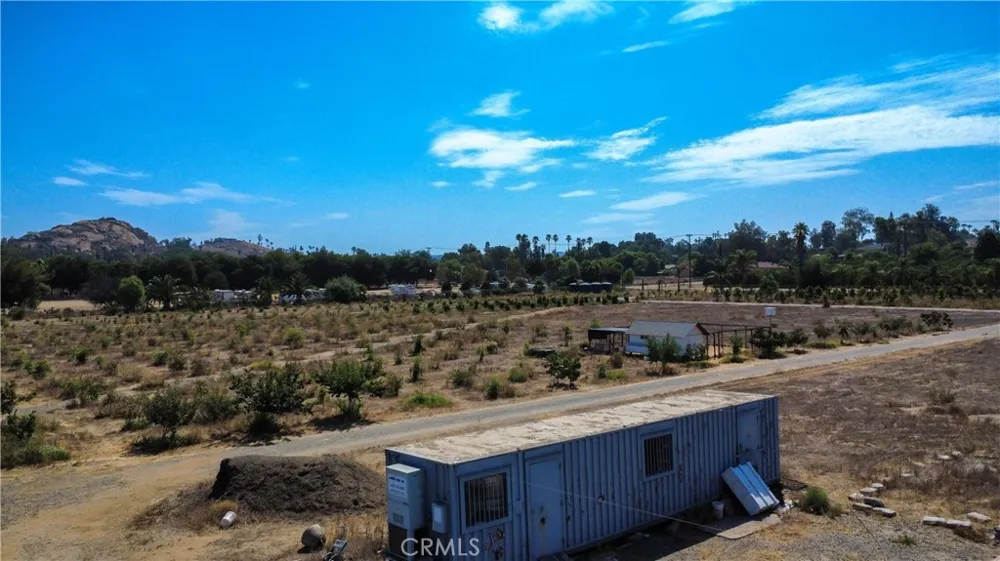 2523 Jefferson Street Riverside, CA 92504