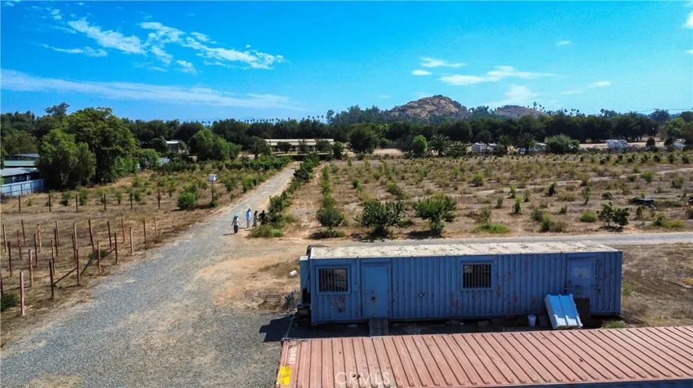 2523 Jefferson Street Riverside, CA 92504