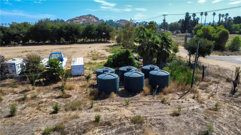 2523 Jefferson Street Riverside, CA 92504