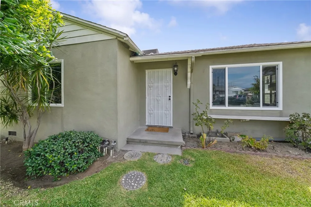 5125 Landis Baldwin Park, CA 91706