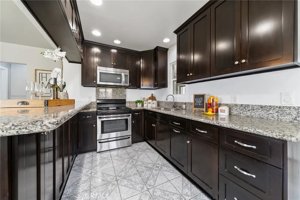5125 Landis Baldwin Park, CA 91706