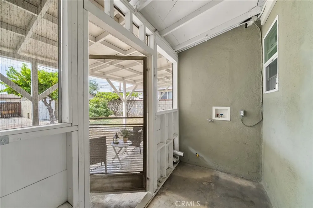 5125 Landis Baldwin Park, CA 91706