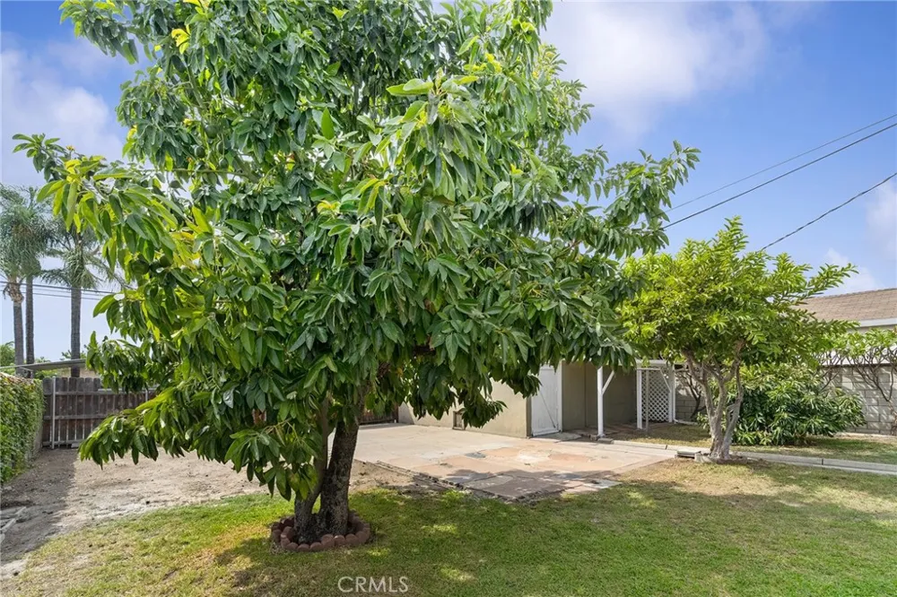 5125 Landis Baldwin Park, CA 91706